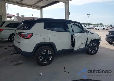 2018 Jeep Compass Trailhawk 4X4 z USA, uszkodzony, nr VIN 3C4NJDDB4JT417518